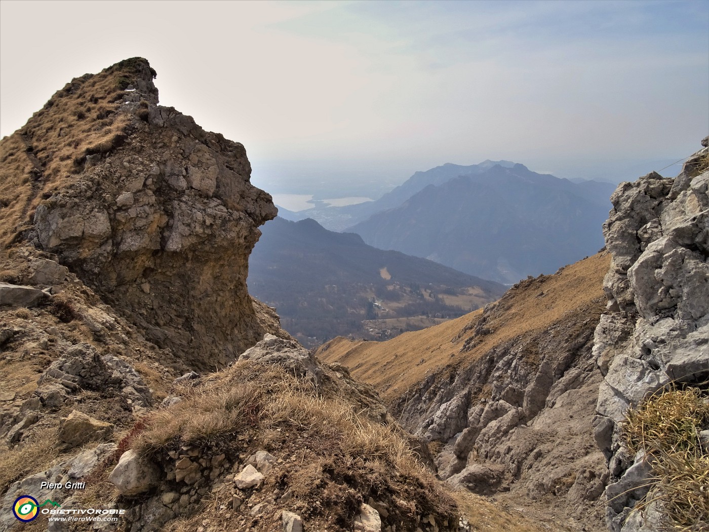 21 Canalone Caimi con vista in Moregallo-Corni di Canzo.JPG